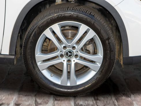 Used 2020 Mercedes-Benz GLA 250 w/ Convenience Package image 40