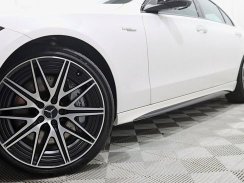 Used 2024 Mercedes-Benz C 43 AMG 4MATIC Sedan image 4