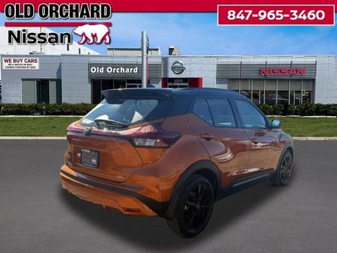 Used 2022 Nissan Kicks SR w/ Premium Package FWD image 4