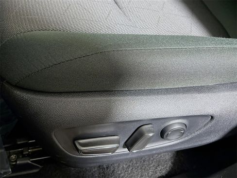 Certified 2025 Toyota RAV4 XLE image 18