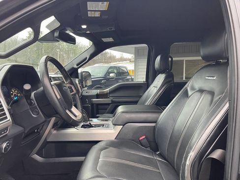 Used 2015 Ford F150 Platinum w/ Equipment Group 701A Luxury image 20