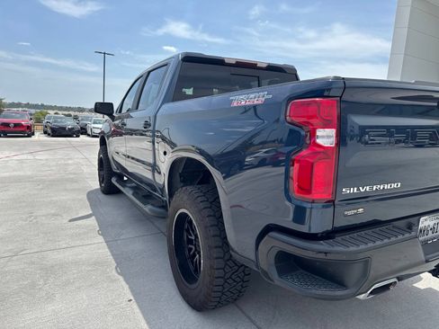 Used 2020 Chevrolet Silverado 1500 LT Trail Boss AWD/4WD image 7