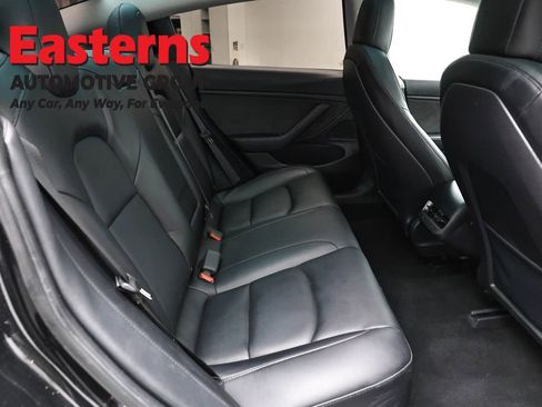 Used 2020 Tesla Model 3 Long Range image 18