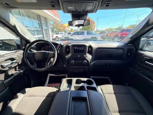 Used 2024 Chevrolet Silverado 1500 Custom Trail Boss image 32