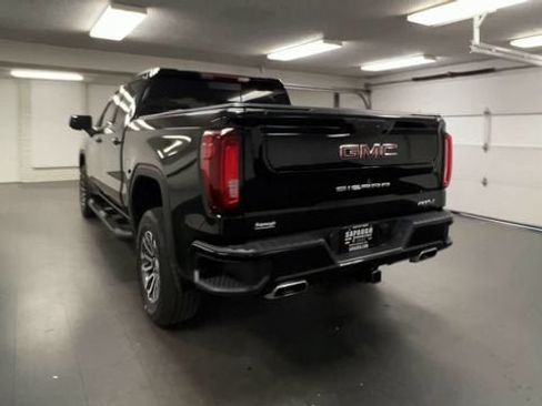 Used 2022 GMC Sierra 1500 AT4 w/ AT4 Preferred Package AWD/4WD image 7