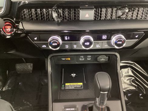 Used 2023 Honda CR-V Sport Touring image 18