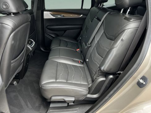 Used 2023 Cadillac XT6 Sport w/ Platinum Package AWD/4WD image 26