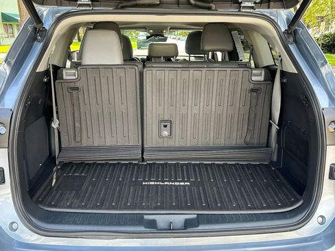 Used 2021 Toyota Highlander Limited image 47