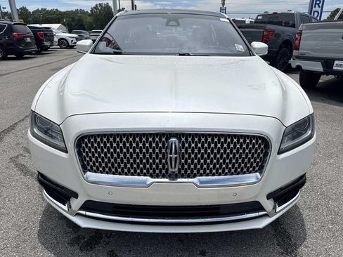 Used 2017 Lincoln Continental Reserve w/ Technology Package FWD image 2