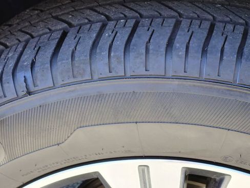 Certified 2023 Nissan Rogue SV image 11