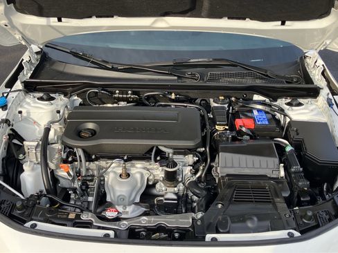 Used 2025 Honda Civic Sport image 34