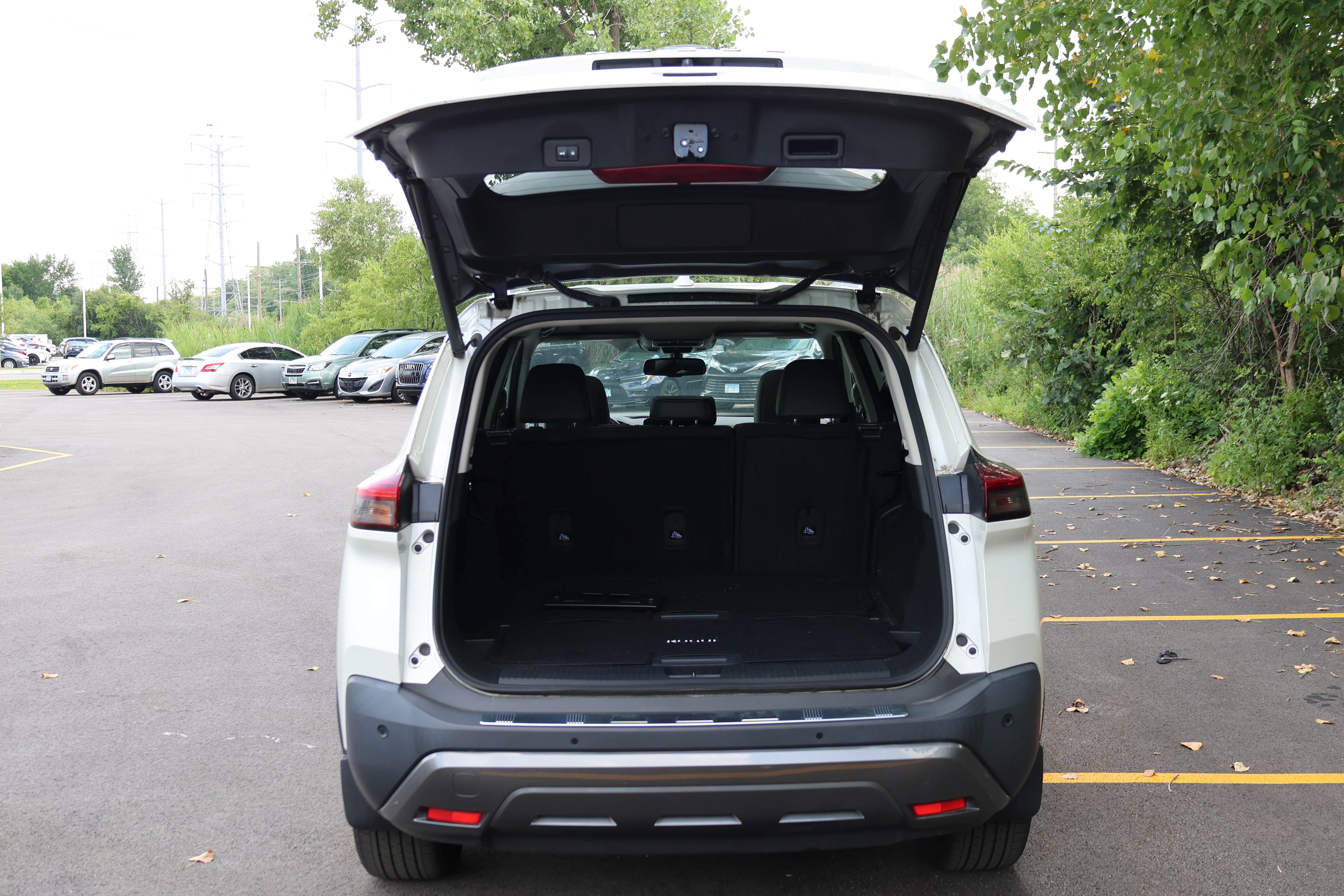 Used 2023 Nissan Rogue SL w/ SL Premium Package AWD/4WD image 5
