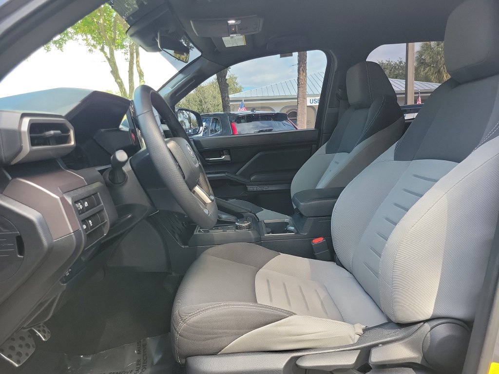 Used 2025 Toyota Tacoma TRD Sport RWD image 10