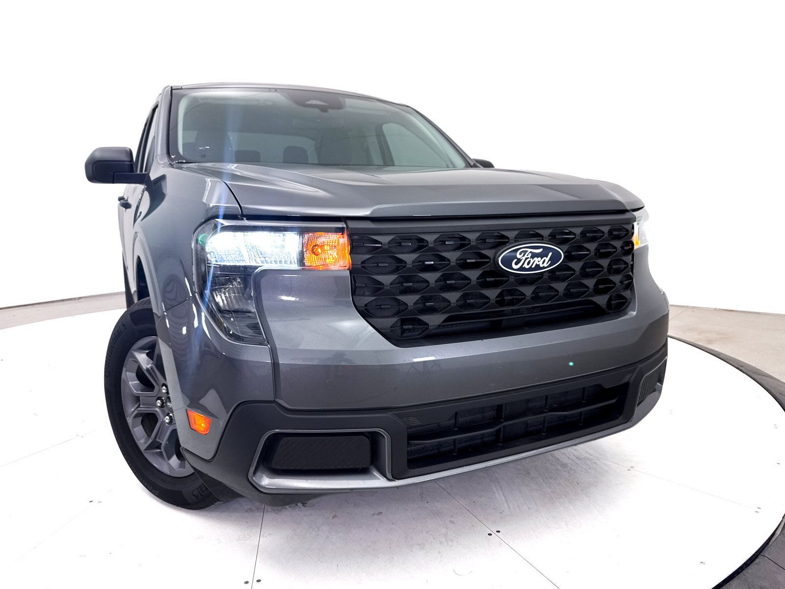 Used 2025 Ford Maverick XLT FWD image 5
