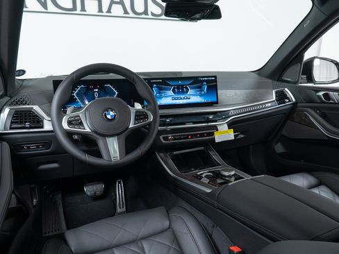 New 2026 BMW X5 xDrive40i w/ M Sport Package AWD/4WD image 16