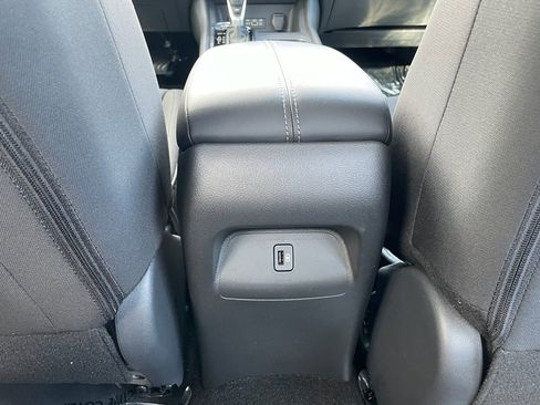 New 2025 Nissan Sentra SV w/ Trunk Package image 18