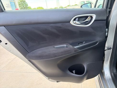 Used 2013 Nissan Sentra SR FWD image 18
