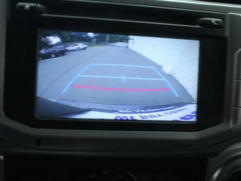 Used 2015 Toyota 4Runner SR5 Premium image 14