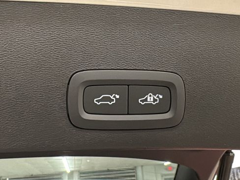 New 2026 Volvo XC40 B5 Plus w/ Climate Package image 30