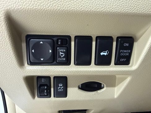 Used 2012 INFINITI FX35 AWD w/ Premium Pkg image 21