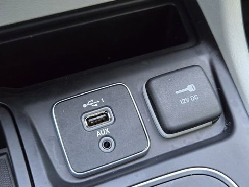 Used 2020 Jeep Cherokee Latitude Lux w/ Quick Order Package 26H Lux image 21