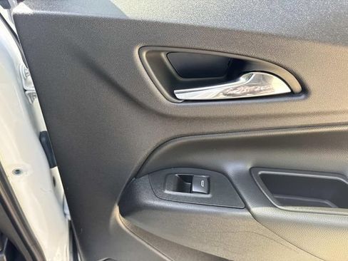 Used 2023 Chevrolet Equinox LS w/ LPO, Floor Liner Package FWD image 17