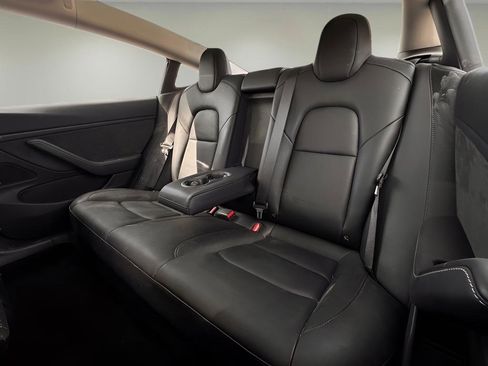 Used 2019 Tesla Model 3 Long Range image 41