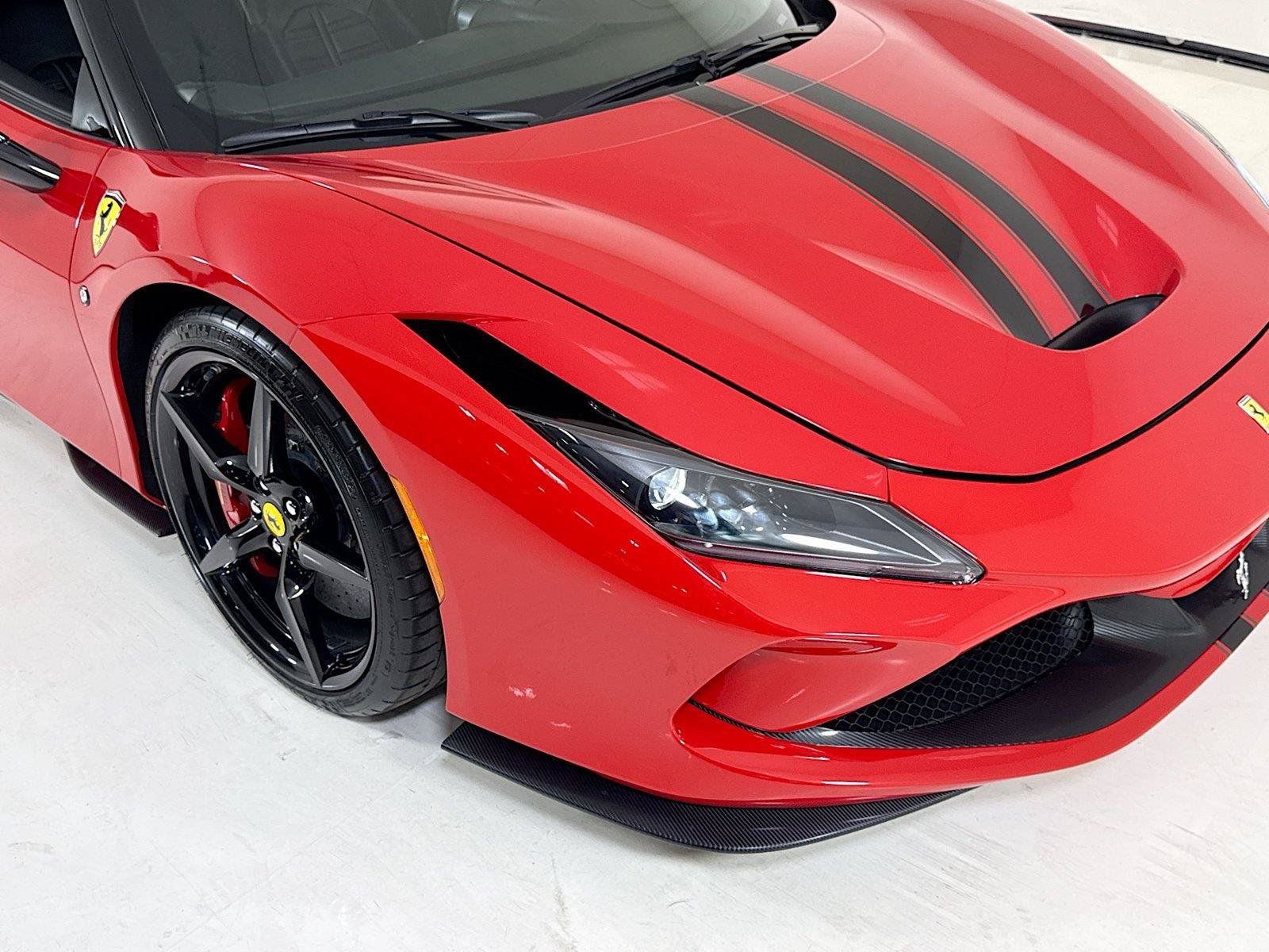 Used 2021 Ferrari F8 Tributo RWD image 35