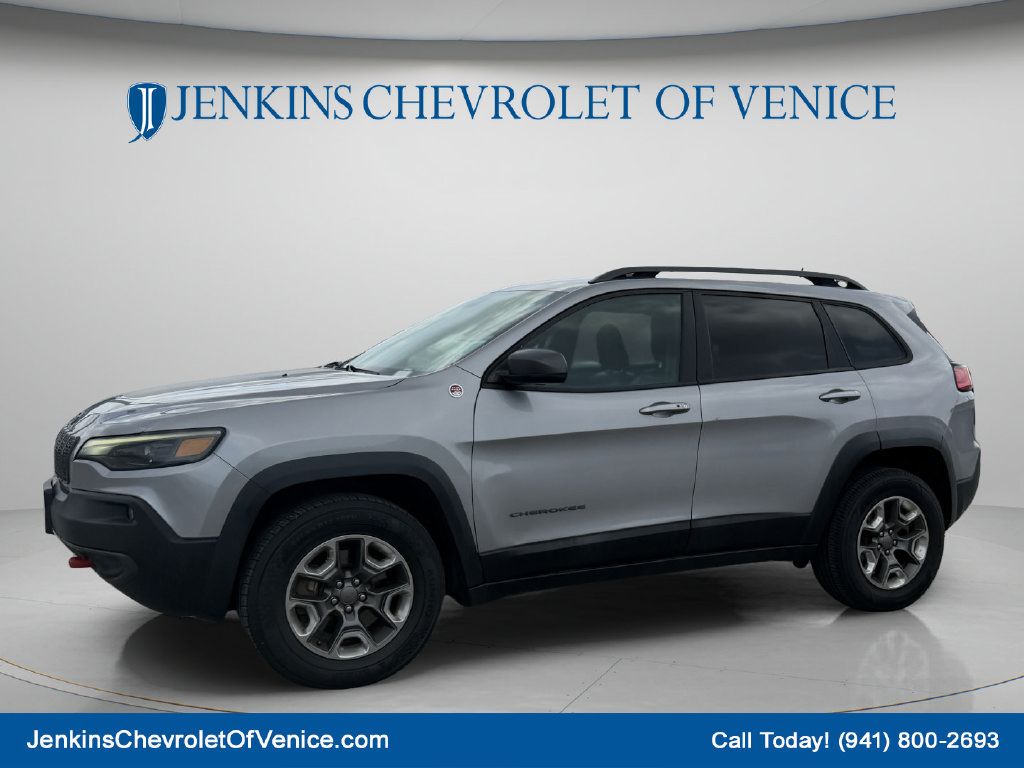 Used 2019 Jeep Cherokee Trailhawk w/ Cold Weather Group AWD/4WD image 10