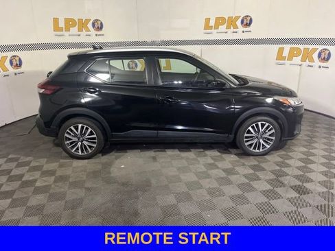 Used 2024 Nissan Kicks SV FWD image 2