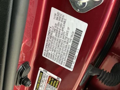 Used 2025 Honda Ridgeline Black Edition image 20