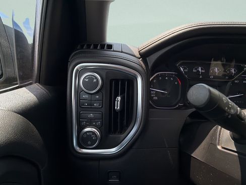 Used 2019 GMC Sierra 1500 SLE w/ SLE Value Package AWD/4WD image 20