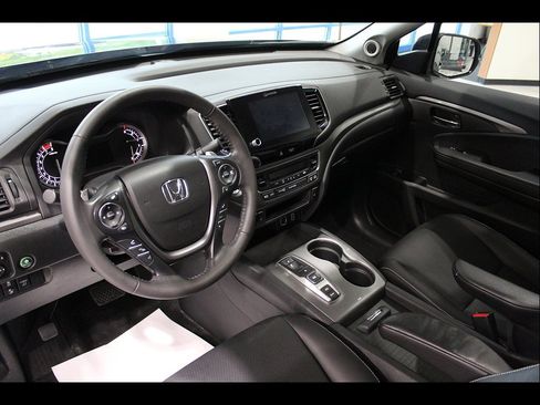 Certified 2023 Honda Ridgeline RTL image 13