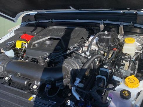 New 2026 Jeep Wrangler Unlimited Rubicon image 12