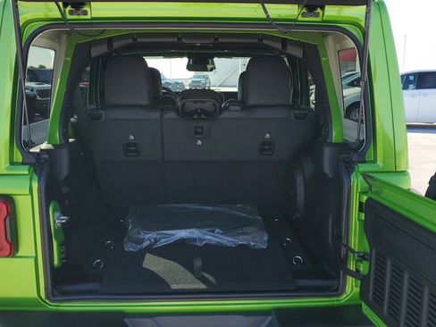 New 2026 Jeep Wrangler Unlimited Rubicon image 11