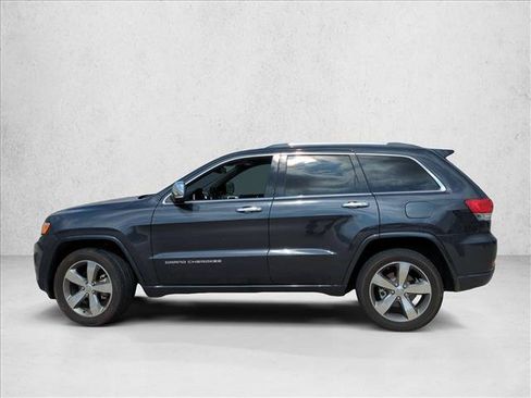 Used 2015 Jeep Grand Cherokee Overland w/ Advanced Technology Group AWD/4WD image 8