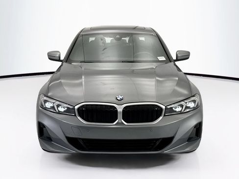 Used 2025 BMW 330i Sedan w/ Convenience Package RWD image 2