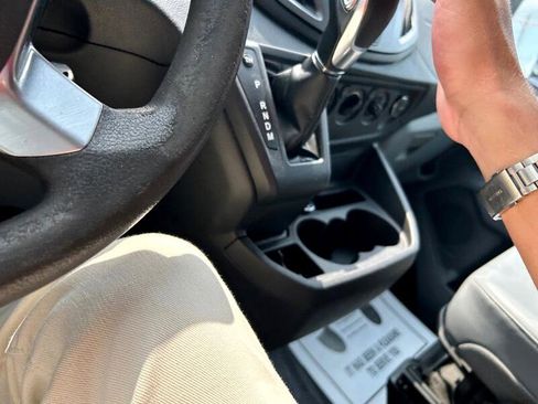 Used 2016 Ford Transit 250 130 Low Roof image 22