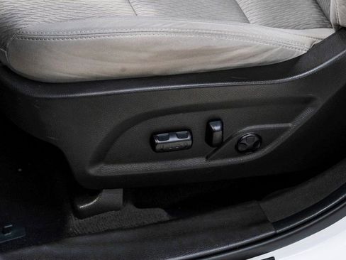 Used 2017 Hyundai Santa Fe Sport image 36