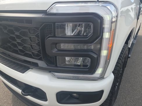 Used 2023 Ford F350 Lariat w/ Sport Appearance Package AWD/4WD image 4