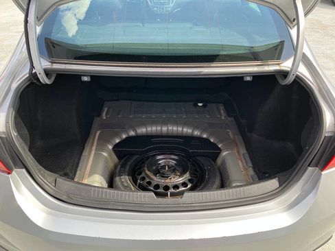 Used 2018 Chevrolet Malibu LT image 13