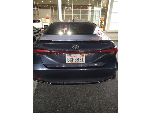 Certified 2019 Toyota Avalon XSE image 5