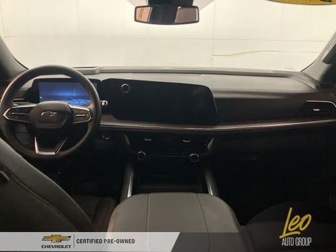 Used 2025 Chevrolet Tahoe Z71 w/ Comfort Package image 22