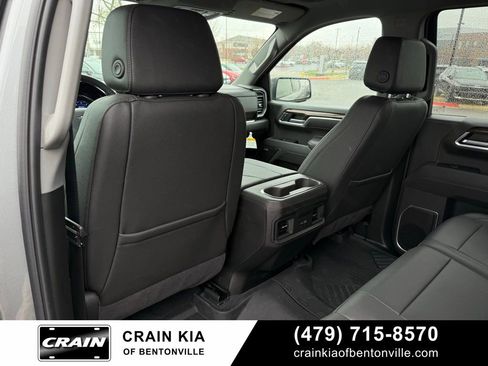 Used 2025 Chevrolet Silverado 1500 RST AWD/4WD image 26