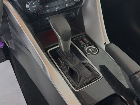 Used 2023 Mitsubishi Eclipse Cross LE image 18