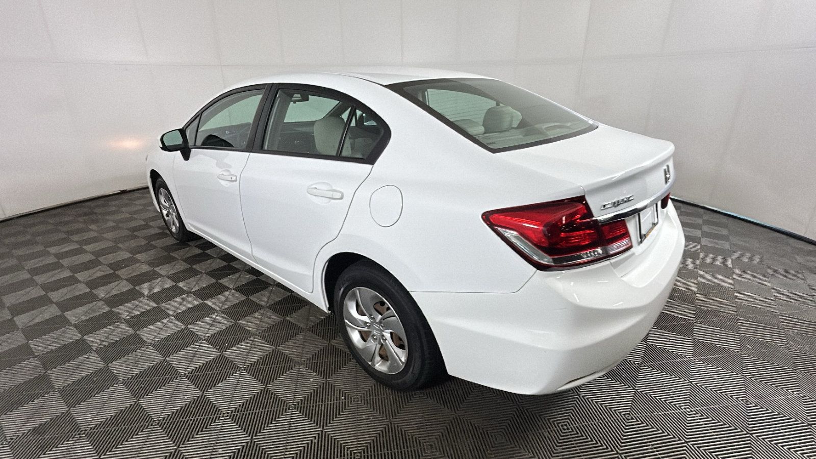 Used 2015 Honda Civic LX image 4