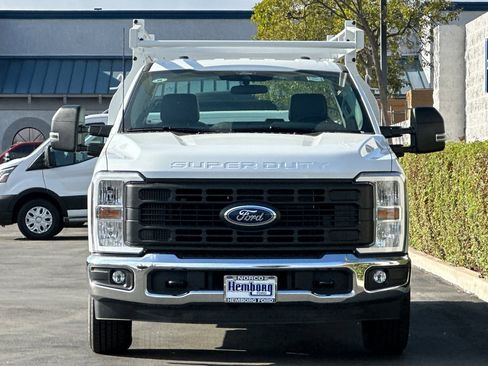 New 2026 Ford F250 XL w/ XL Chrome Package image 9
