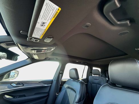 New 2025 Jeep Grand Cherokee L Limited image 34