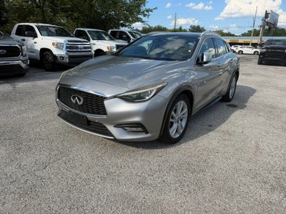 Used 2018 INFINITI QX30 Premium w/ Technology Package