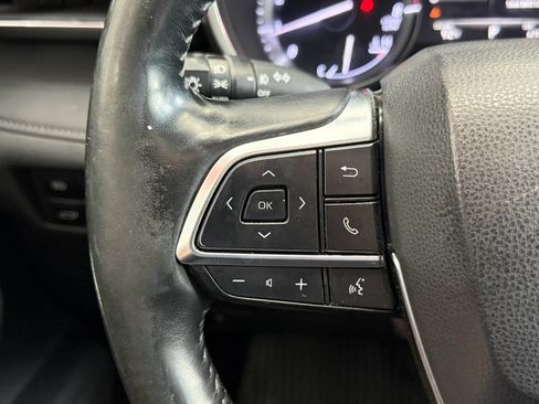Used 2021 Toyota Highlander Limited AWD/4WD image 12
